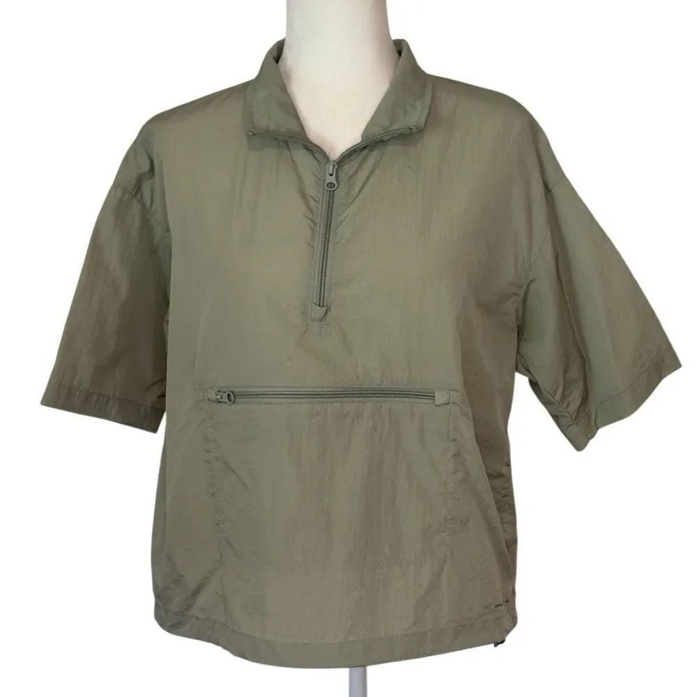 Columbia Boundless Trek Pullover w/ HalfâZip Short Sleeves. Size L. Great Cond.
